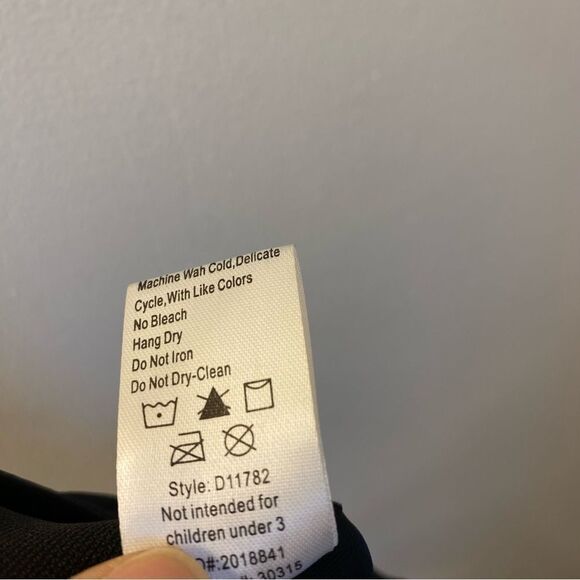 WEISSMAN Dance Costume black jersey Keyhole Back Skater Dress D11782 MC child - Picture 8 of 13